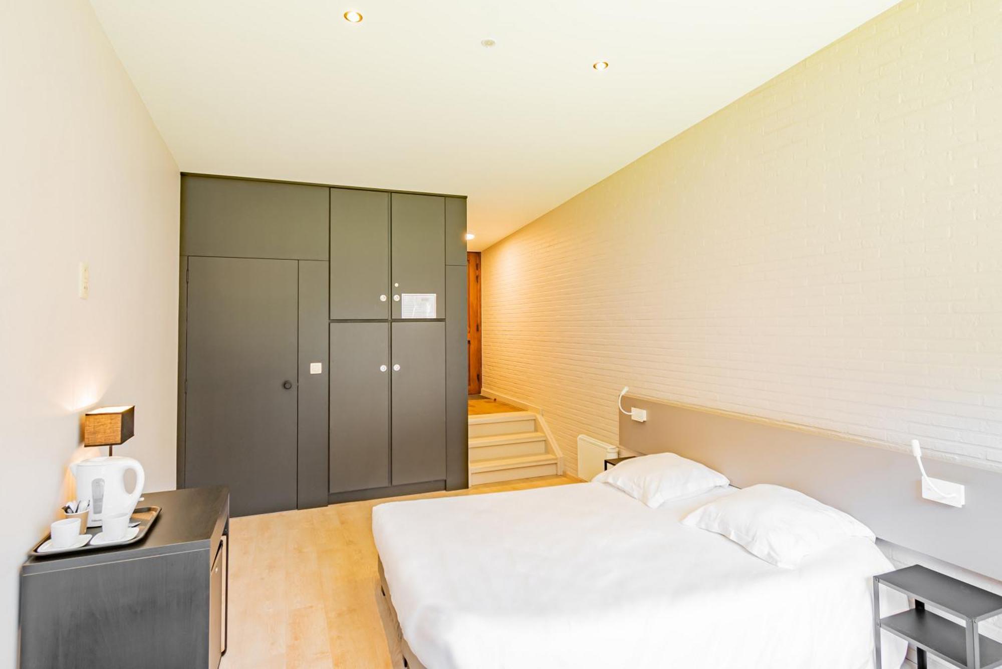 Hotel Les Rhodos Chevetogne Zimmer foto